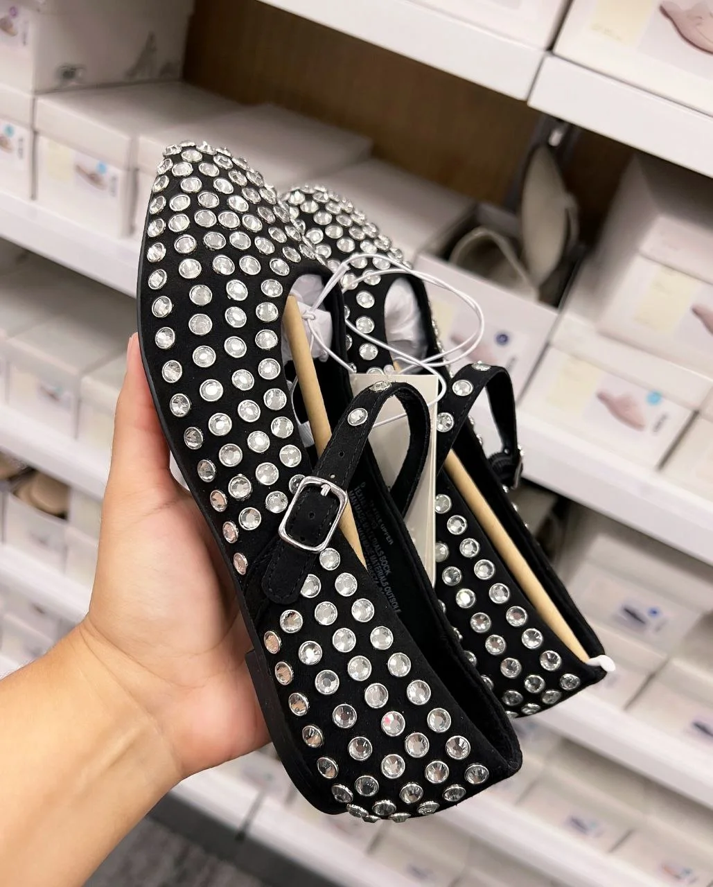 Kids Shoes Wholesale Pallet - Image 6