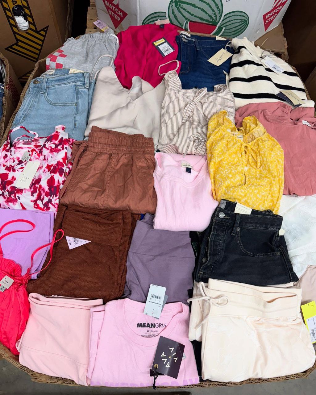 Wholesale Womens Clothing Pallet - Image 2